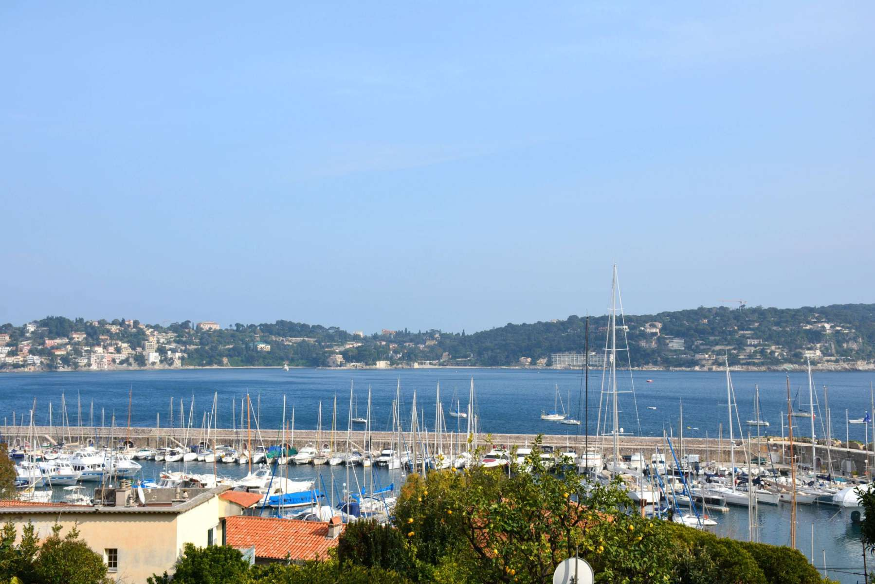 Location d'appartement avec une belle vue mer à Villefranche-sur-Mer