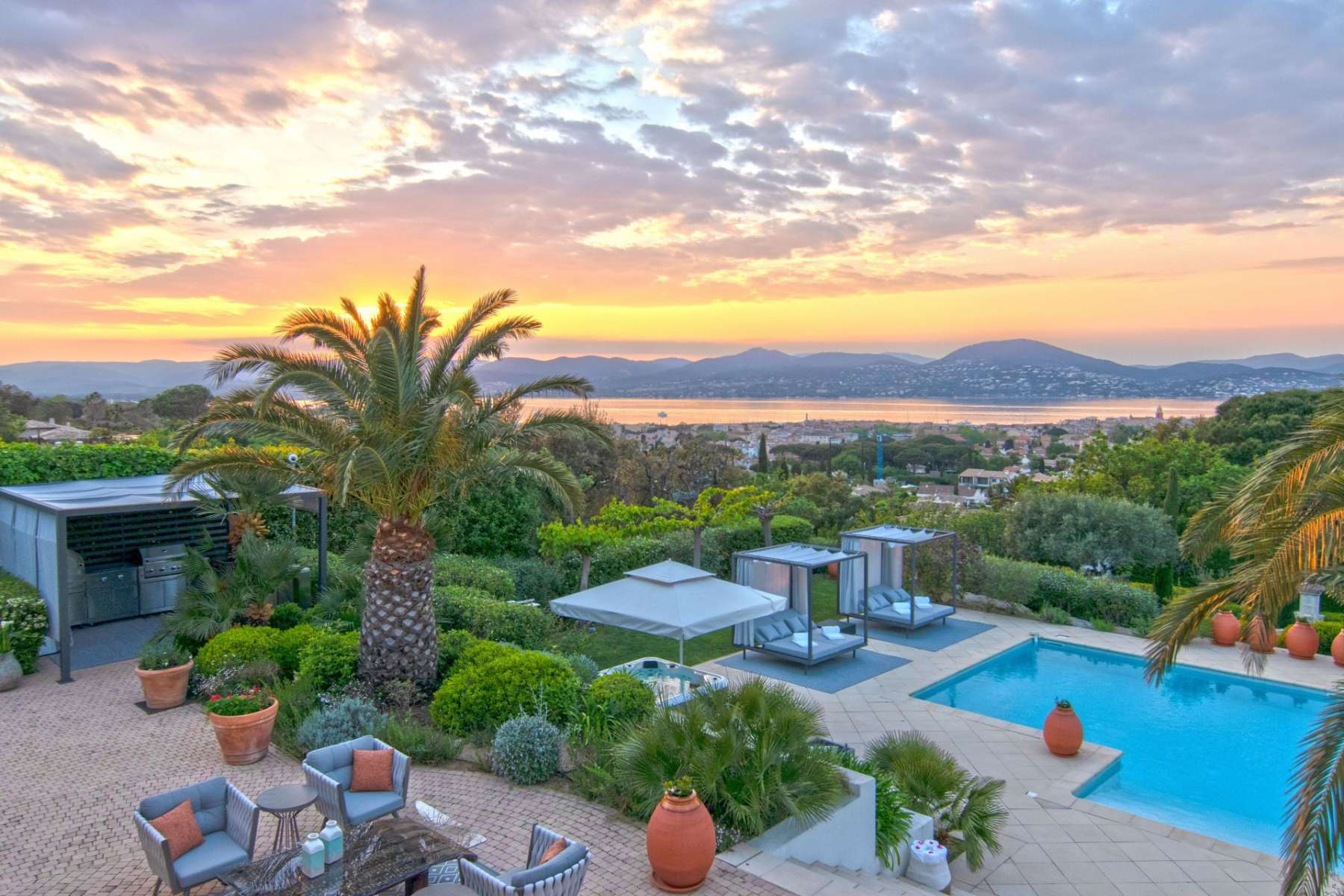 Premier St-Tropez Villa with Unobstructed Sea Views