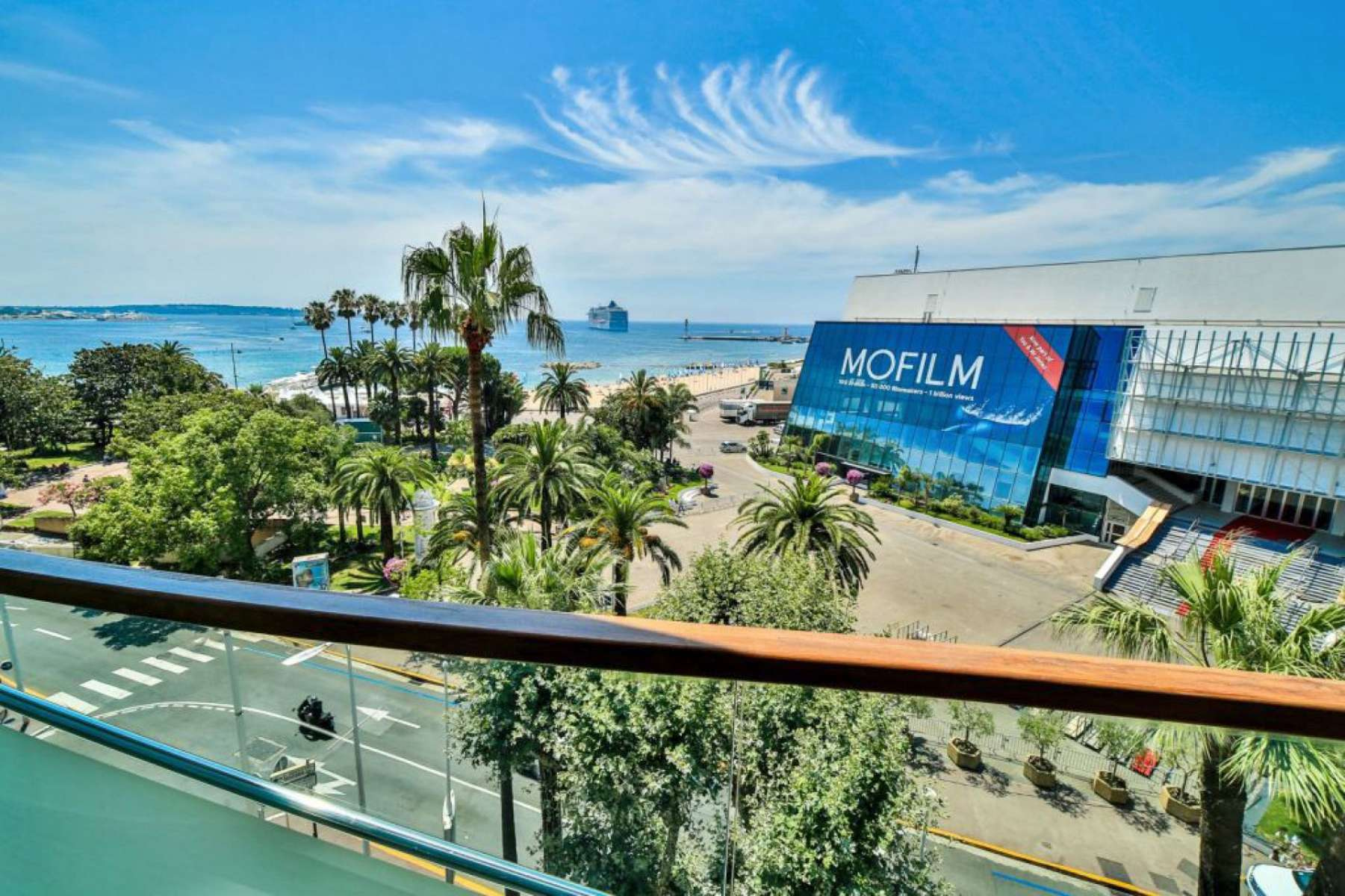 Appartement à Cannes face Palais des Festivals